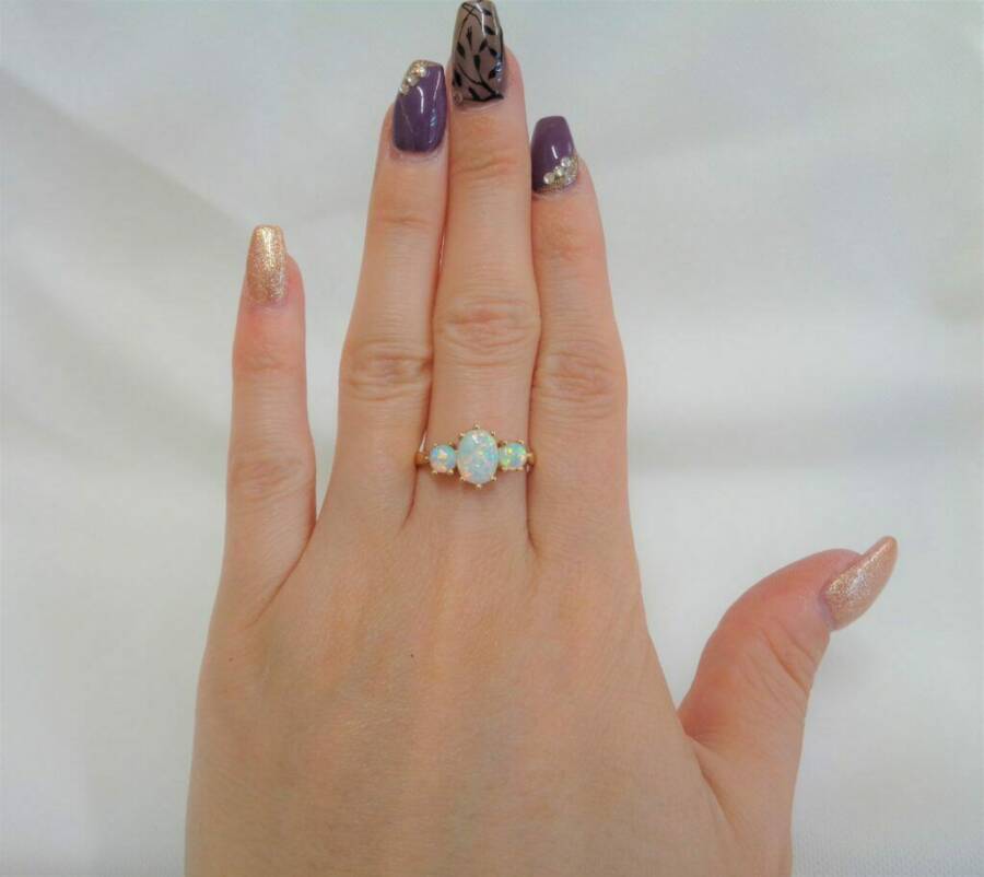 3 stone deals opal gold ring