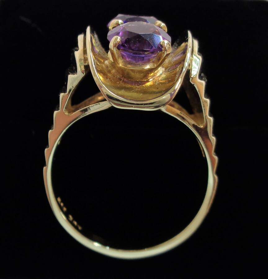 Fine Retro Amethyst Ring SOLID Yellow Gold – Unusual – Size P (US