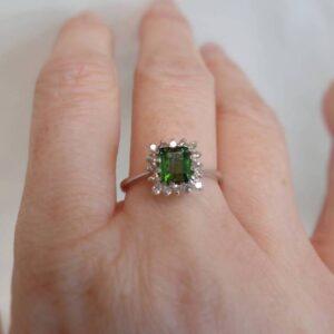 18 Carat White Gold Tourmaline & Diamond Ring - 3.1g - Size O (S8051) - Image 2