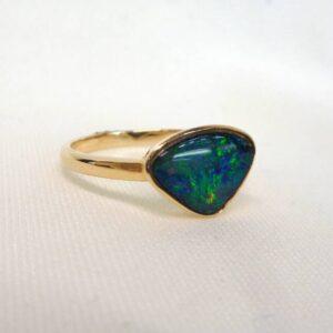 Beautiful Black Opal Ring 14ct Yellow Gold - Size O (S7603) - Image 5