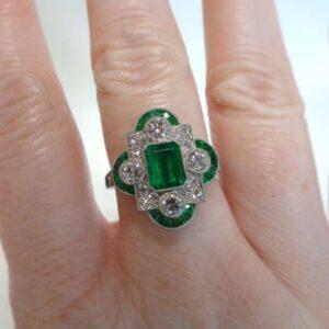 Spectacular Art Deco Style 1.19ct Emerald & 0.55ct Natural Diamond Cluster Ring in Platinum - Certified - Size M1/2 (S7740) - Image 3