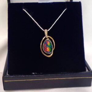 Stunning Black Opal & Diamond Pendant 14ct Yellow Gold - Length 21mm (S7837) - Image 3