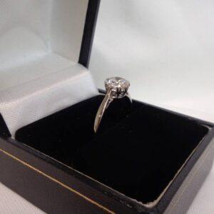 Quality 0.80ct Diamond Solitaire Ring in Platinum - Colour G/H Clarity VS2 - Size N - (S7864) - Image 3