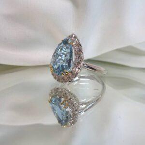 Spectacular 6.51ct Aquamarine & 0.79ct Diamond Cluster Ring 18ct Gold - Size O 1/2 (S7728) - Image 6