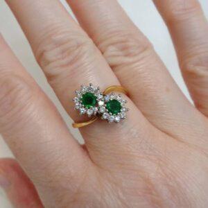 Eye Catching Emerald & Diamond Double Cluster Ring 18ct Gold - Size L (S7971) - Image 4