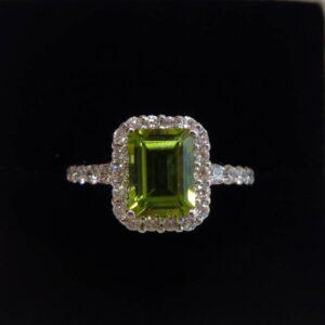 Stunning Peridot & Diamond Cluster Ring 18ct White Gold - Size M - S8306 - Image 1