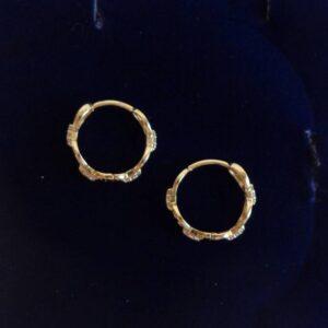 Chain Link Style CZ Huggie Hoop Earrings 9ct Yellow Gold - Length 16mm (S8339) - Image 2
