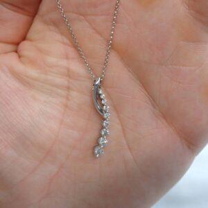 Beautiful 0.44ct Diamond Pendant 18ct White Gold - 16in Chain (S7715) - Image 4