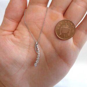 Beautiful 0.44ct Diamond Pendant 18ct White Gold - 16in Chain (S7715) - Image 5