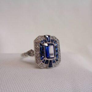 Beautiful Art Deco Style Sapphire & Diamond Cluster Ring Platinum - Size P (US 7.5) (S8240) - Image 5