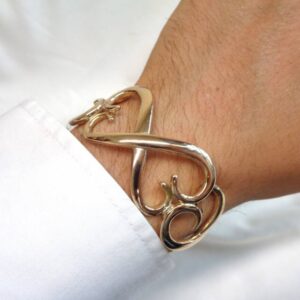 Solid Heart Bangle 9ct Yellow Gold - 45.4 grams! 60mm x 48mm (S8349) - Image 7