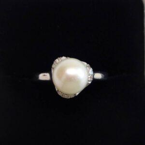 Cultured Pearl and Diamond Ring 9ct White Gold - Size N (US 6.75) (S8365) - Image 1