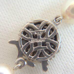 Vintage c.1967 Cultured Pearl Necklace 9ct White Gold Diamond Clasp - Length 18in (S8364) - Image 7