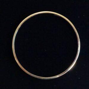 Solid 9 Carat Yellow Gold Bangle - 20.3g - 62mm Diameter - 4mm Wide (S8232) - Image 1