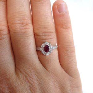 Beautiful Ruby & Diamond Cluster Ring 18ct White Gold - Size O 1/2 (S7785) - Image 8