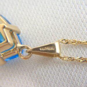 Blue Topaz Pendant 9ct Yellow Gold - Pear Cut - Length 25mm - Chain 20in (51cm) (S8377) - Image 6
