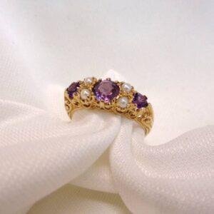 Vintage c.1967 Amethyst & Pearl Ring 9ct Yellow Gold - Size O (US 7) (S8391) - Image 4