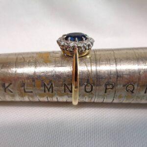 Vintage Sapphire & Diamond Cluster Ring 18ct Yellow Gold - Size N 1/2 (US 6.75) (S7959) - Image 9