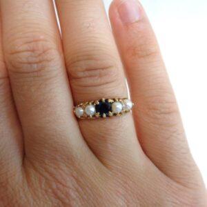 Vintage Sapphire and Cultured Pearl Five Stone Ring 9ct Yellow Gold - Size P (S8424) - Image 7