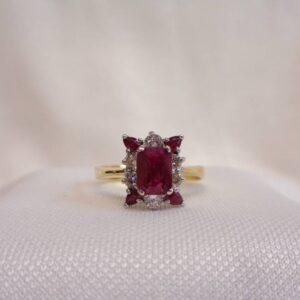 Beautiful Ruby & Diamond Cluster Ring 18ct Yellow Gold - Size Q (US 8) (S7784) - Image 4