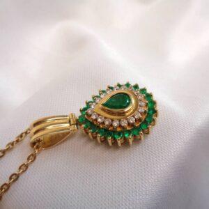 Quality Emerald & Diamond Pear Cluster Pendant 14ct Yellow Gold - Length 37mm - Chain 20in (S8296) - Image 4