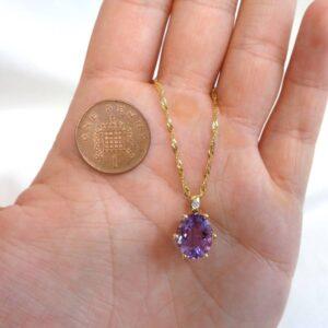Amethyst & Diamond Pendant 9ct Yellow Gold - Length 17mm - Chain 20in (51cm) (S8445) - Image 7