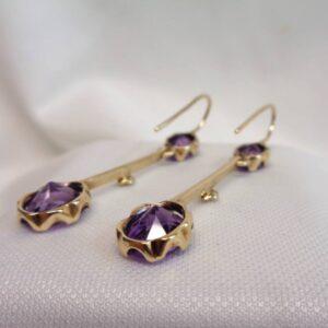 Beautiful Amethyst Drop Earrings 9ct Yellow Gold - Length 49mm (S8444) - Image 5