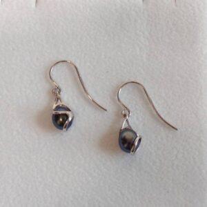 Black Cultured Pearl Drop Earrings 9ct White Gold - Length 22mm (S8446) - Image 2