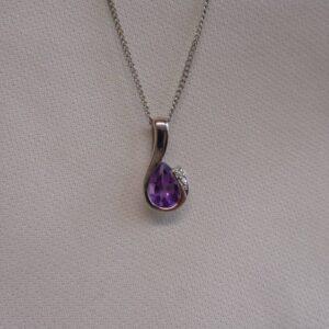 Amethyst and Diamond Pear Shape Pendant 9ct Gold - 19mm x 7mm 18inch chain (S8484) - Image 3