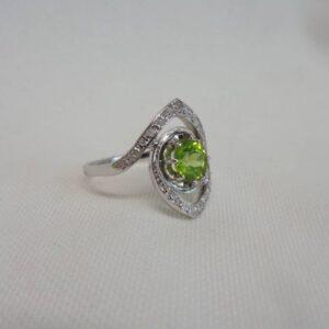 Beautiful Peridot and Diamond Ring Platinum - Size M (S8460) - Image 2