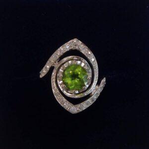 Beautiful Peridot and Diamond Ring Platinum - Size M (S8460)