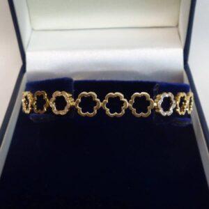 Beautiful Diamond Bracelet 9ct Yellow Gold Bracelet - Length 7'' - (S8504)