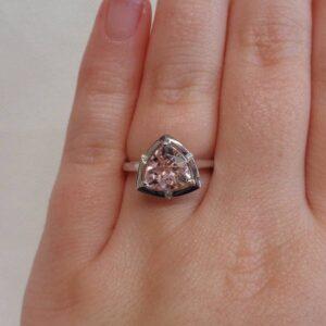 Beautiful Morganite & Diamond Ring 9ct White Gold - Size N (S8526) - Image 6
