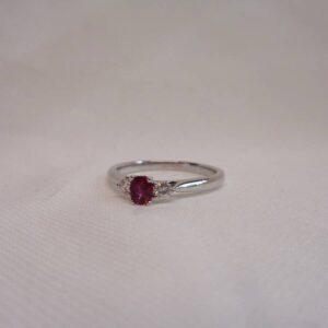 Stunning Ruby & Diamond Three Stone Ring 18ct White Gold - Size M (S8301) - Image 4