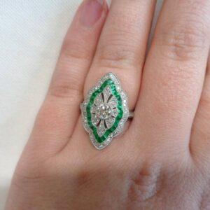 Art Deco Style Emerald and Diamond Cluster Ring Platinum - Size L 1/2 (US 6) (S8554) - Image 6