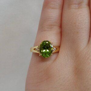 Peridot and Diamond Ring 18ct Yellow Gold - Size K (S8579) - Image 6