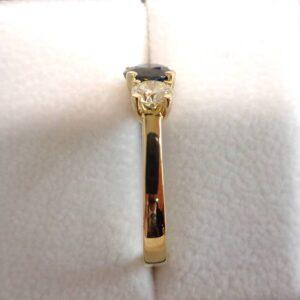 Sapphire & Diamond Three Stone Ring 18ct Yellow Gold - Size N (S8577) - Image 2