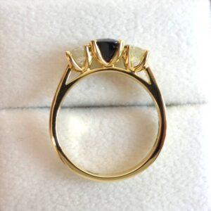 Sapphire & Diamond Three Stone Ring 18ct Yellow Gold - Size N (S8577) - Image 3