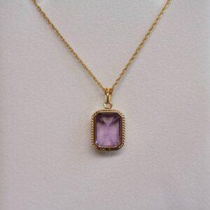 Stunning Amethyst Pendant 9ct Yellow Gold- Length 18in (S8626) - Image 2