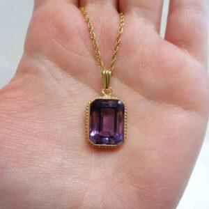 Stunning Amethyst Pendant 9ct Yellow Gold- Length 18in (S8626) - Image 5