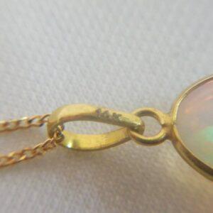Natural Opal Pendant in 14ct Gold - Length 17in (S8627) - Image 9