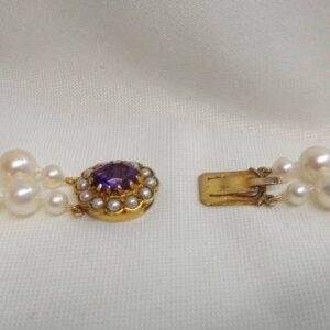 Incredible Two Row Cultured Pearl with Amethyst and Pearl 9ct Clasp - Length 22 1/2in (S7657) - Image 4