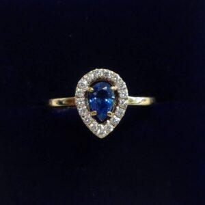 Sapphire and Diamond Cluster Ring 18ct Yellow Gold - Size N (S8601)