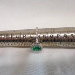Quality Emerald and Diamond Cluster Ring 18ct White Gold - Size M (A1280) - Image 7