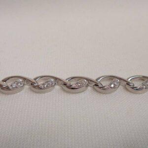 Quality Diamond Bracelet 18ct White Gold - Length 7 inches (A1112) - Image 3