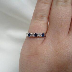 Five Stone Sapphire and Diamond Ring 18ct White Gold Size - K 1/2 (A1140) - Image 6