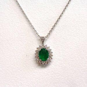 Quality Emerald and Diamond Pendant 18ct White Gold- Chain 19 inch (A1433)