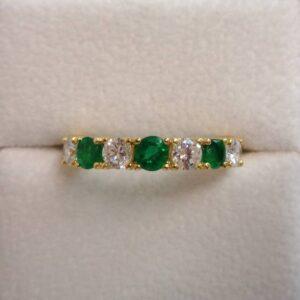 Emerald and Diamond Half Eternity Ring 18ct Yellow Gold - Size N (A1193)