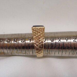 Gents Vintage Haematite Signet Ring in 9ct Yellow Gold - Size V (A1039) - Image 7