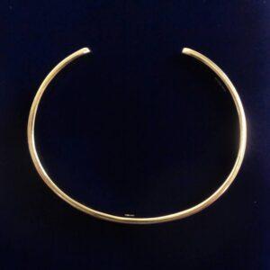 Solid Torque Bangle in 9ct Yellow Gold - Diameter 2 1/2 inches - 31.2 grams (A1082) - Image 3